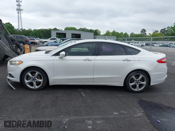 2016 Ford Fusion SE с VIN 3FA6P0HDXGR341001, выставлен на аукционе IAAI как лот 42220300 с пробегом 147 933 миль миль и . История ставок и продаж доступна на DreamBid. Изображение 14.