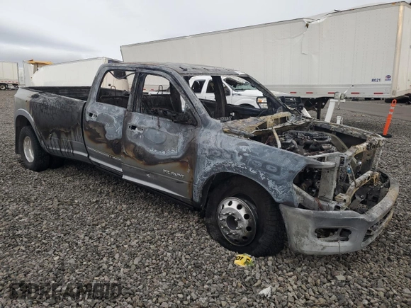 2019 Ram 3500 Limited with VIN 3C63RRRL0KG700885, listed as a Copart auction lot 84555544 with 0 mi miles and Non Repairable. Bid and sale history available at carsss.com. Image 4.