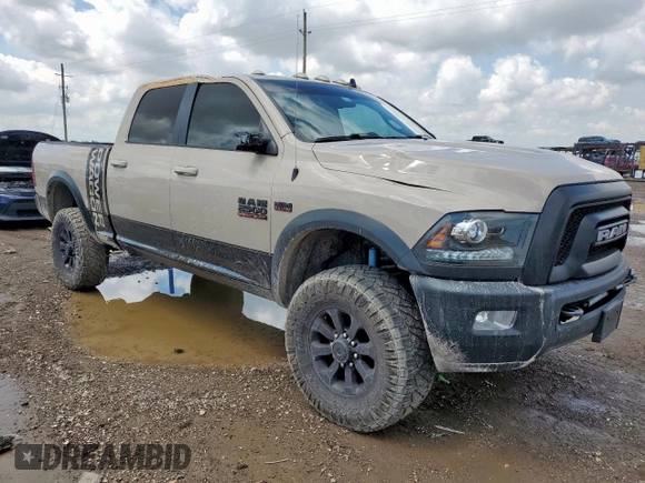 2018 Ram 2500 Power Wagon z VIN 3C6TR5EJ2JG389424, wystawiony jako Copart lot #57951925 z przebiegiem 67 162 mil mil oraz Szkoda całkowita • Salvage title. Historia ofert i sprzedaży dostępna na DreamBid. Obrazek 4.