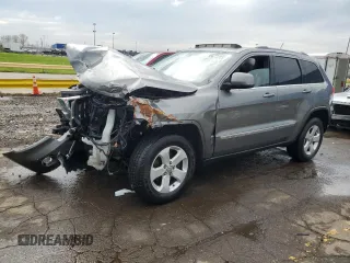 2011 Jeep Grand Cherokee Laredo z VIN 1J4RR4GG8BC738003, wystawiony jako Copart lot #55072205 z przebiegiem 224 285 mil mil oraz Czysty tytuł • Clean title. Historia ofert i sprzedaży dostępna na DreamBid. Obrazek 1.