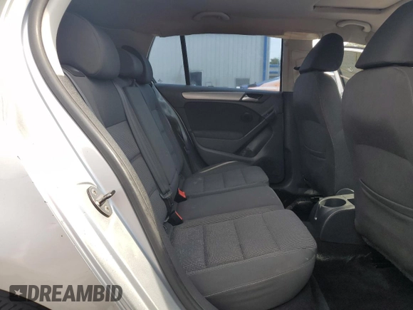 2011 Volkswagen Golf с VIN WVWDA7AJ8BW220582, выставлен на аукционе Copart как лот 54058675 с пробегом 267 100 миль миль и Списание • Salvage title. История ставок и продаж доступна на DreamBid. Изображение 10.