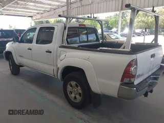 2009 Toyota Tacoma PreRunner with VIN 3TMJU62N49M090994, listed as a IAAI auction lot 41787065 with 207,386 mi miles. Bid and sale history available at carsss.com. Image 3.
