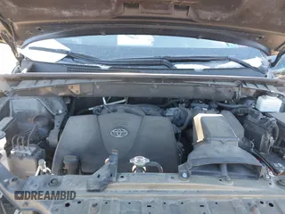 2019 Toyota Highlander LE with VIN 5TDBZRFH0KS964145, listed as a IAAI auction lot 41390943 with 127,163 mi miles and . Bid and sale history available at DreamBid. Image 10.