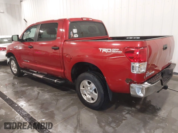 2011 Toyota Tundra 4WD Truck with VIN 5TFDW5F12BX178046, listed as a IAAI auction lot 41619191 with 186,866 mi miles. Bid and sale history available at carsss.com. Image 3.