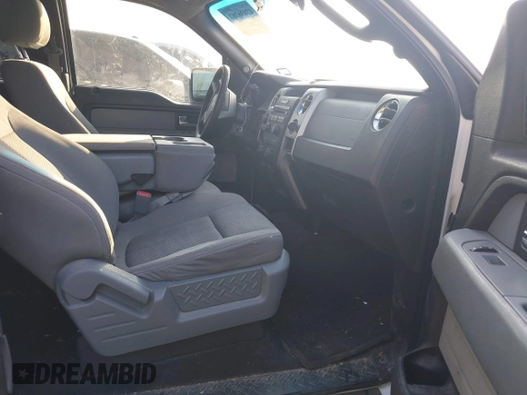 2012 Ford F-150 XL with VIN 1FTFX1EF3CFA45315, listed as a IAAI auction lot 42036787 with 209,331 mi miles. Bid and sale history available at carsss.com. Image 5.
