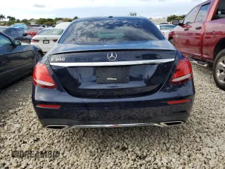 2017 Mercedes-Benz E-Class E 300 Luxury with VIN WDDZF4JB2HA152337, listed as a Copart auction lot 49504643 with Not Provided miles. Bid and sale history available at carsss.com. Image 6.