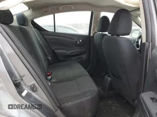 2019 Nissan Versa SV z VIN 3N1CN7AP0KL823569, wystawiony jako Copart lot #47276305 z przebiegiem 87 610 mil mil oraz Szkody całkowita. Historia ofert i sprzedaży dostępna na DreamBid. Obrazek 10.