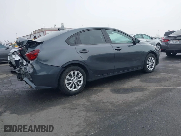 2022 Kia Forte LXS with VIN 3KPF24AD9NE463704, listed as a IAAI auction lot 41632704 with 54,418 mi miles. Bid and sale history available at carsss.com. Image 4.