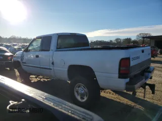 2000 Dodge Ram 2500 with VIN 1B7KF2365YJ134172, listed as a Copart auction lot 86485314 with 237,115 mi miles and Salvage Title. Bid and sale history available at carsss.com. Image 2.