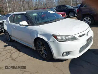 2011 Scion tC z VIN JTKJF5C76B3009871, wystawiony jako IAAI lot #41425323 z przebiegiem 182 616 mil mil oraz . Historia ofert i sprzedaży dostępna na DreamBid. Obrazek 1.