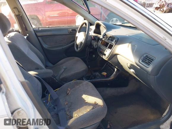 1997 Honda Civic LX with VIN 1HGEJ6571VL028196, listed as a IAAI auction lot 41429128 with 398,114 mi miles. Bid and sale history available at carsss.com. Image 5.