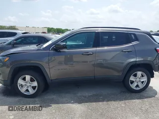 2022 Jeep Compass Latitude с VIN 3C4NJDBB1NT164523, выставлен на аукционе IAAI как лот 42452927 с пробегом 38 764 миль миль и . История ставок и продаж доступна на DreamBid. Изображение 14.