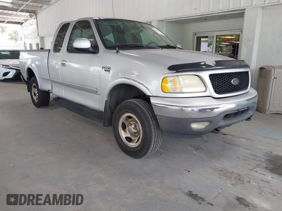 2003 Ford F-150 XL с VIN 2FTRX18W03CA23003, выставлен на аукционе IAAI как лот 42403479 с пробегом 316 789 миль миль и . История ставок и продаж доступна на DreamBid. Изображение 1.