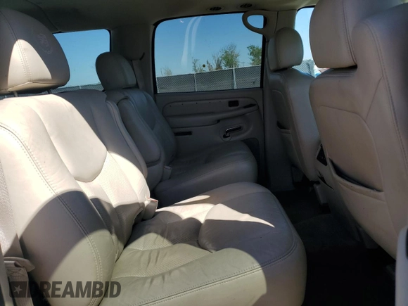 2005 Cadillac Escalade ESV z VIN 3GYFK66N15G159830, wystawiony jako Copart lot #48376245 z przebiegiem 231 914 mil mil oraz Szkody całkowita. Historia ofert i sprzedaży dostępna na DreamBid. Obrazek 11.