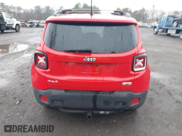 2015 Jeep Renegade Latitude with VIN ZACCJBBHXFPB81006, listed as a IAAI auction lot 41819915 with 74,000 mi miles. Bid and sale history available at carsss.com. Image 16.