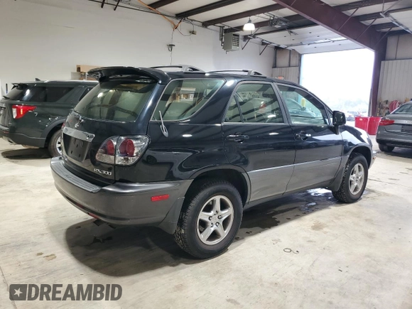 2001 Lexus RX 300 with VIN JTJHF10U010195817, listed as a Copart auction lot 72183334 with 178,999 mi miles and Salvage Title. Bid and sale history available at carsss.com. Image 3.