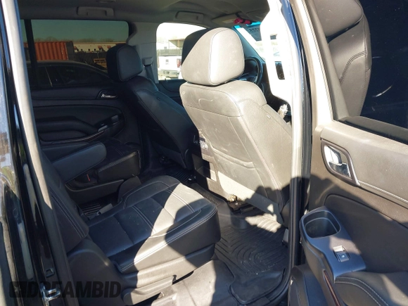2019 GMC Yukon XL SLT with VIN 1GKS1GKC3KR380153, listed as a IAAI auction lot 41360225 with 152,304 mi miles. Bid and sale history available at carsss.com. Image 8.