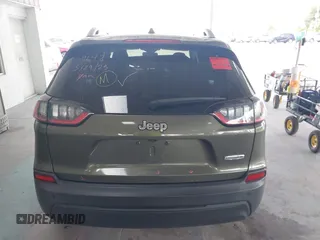 2021 Jeep Cherokee Altitude with VIN 1C4PJLLB5MD203569, listed as a IAAI auction lot 42559737 with 53,961 mi miles and . Bid and sale history available at DreamBid. Image 17.