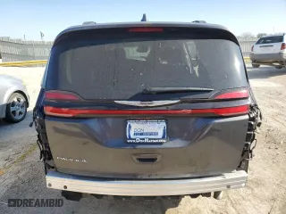 2022 Chrysler Pacifica Touring L with VIN 2C4RC1BG1NR167673, listed as a Copart auction lot 83096724 with 53,583 mi miles and Salvage Title. Bid and sale history available at carsss.com. Image 6.