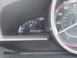 2014 Mazda 3 i Grand Touring z VIN 3MZBM1M73EM110150, wystawiony jako IAAI lot #42260717 z przebiegiem 104 240 mil mil oraz . Historia ofert i sprzedaży dostępna na DreamBid. Obrazek 15.