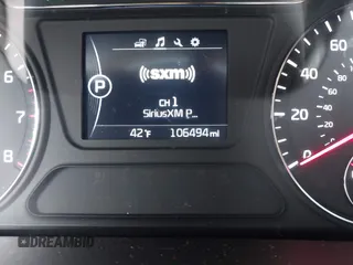 2018 Kia Sorento LX with VIN 5XYPG4A34JG347093, listed as a IAAI auction lot 41809115 with 106,494 mi miles. Bid and sale history available at carsss.com. Image 15.