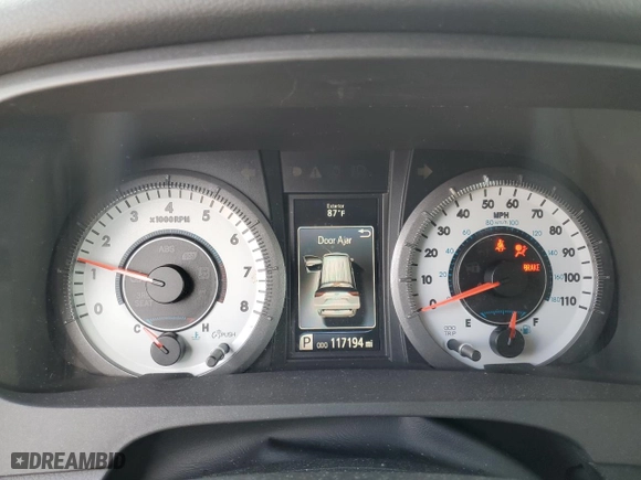 2015 Toyota Sienna SE with VIN 5TDXK3DC0FS557074, listed as a Copart auction lot 51271225 with 117,194 mi miles and Clean Title. Bid and sale history available at carsss.com. Image 10.