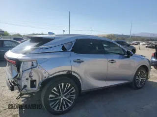 2024 Lexus RX 350 z VIN JTJCHMAAXR2017181, wystawiony jako Copart lot #54021205 z przebiegiem 3 890 mil mil oraz Szkoda całkowita • Salvage title. Historia ofert i sprzedaży dostępna na DreamBid. Obrazek 3.