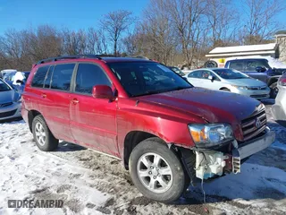 2007 Toyota Highlander with VIN JTEHP21A770203457, listed as a IAAI auction lot 41316720 with 185,380 mi miles. Bid and sale history available at carsss.com. Image 1.