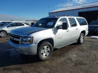 2013 Chevrolet Suburban LT with VIN 1GNSKJE70DR314805, listed as a IAAI auction lot 41120145 with 178,769 mi miles. Bid and sale history available at carsss.com. Image 22.