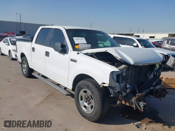 2006 Ford F-150 XLT with VIN 1FTPW12V16FB40883, listed as a IAAI auction lot 41839435 with 196,952 mi miles. Bid and sale history available at carsss.com. Image 1.