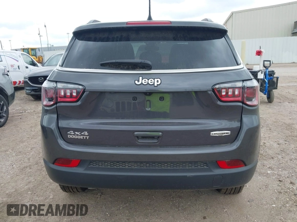 2024 Jeep Compass Latitude Lux с VIN 3C4NJDFN0RT164250, выставлен на аукционе IAAI как лот 42131071 с пробегом 1 493 миль миль и . История ставок и продаж доступна на DreamBid. Изображение 16.