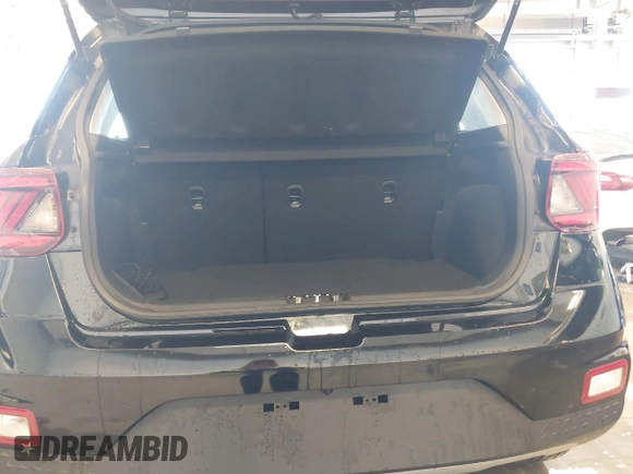 2024 Hyundai Venue Limited with VIN KMHRC8A39RU299012, listed as a IAAI auction lot 40918628 with 7,955 mi miles and . Bid and sale history available at DreamBid. Image 17.