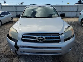 2007 Toyota RAV4 Limited z VIN JTMBD31V075067431, wystawiony jako Copart lot #56770595 z przebiegiem 137 073 mil mil oraz Szkoda całkowita • Salvage title. Historia ofert i sprzedaży dostępna na DreamBid. Obrazek 5.