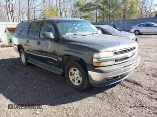 2005 Chevrolet Suburban Z71 with VIN 3GNFK16Z85G256624, listed as a IAAI auction lot 41448380 with 128,149 mi miles. Bid and sale history available at carsss.com. Image 1.