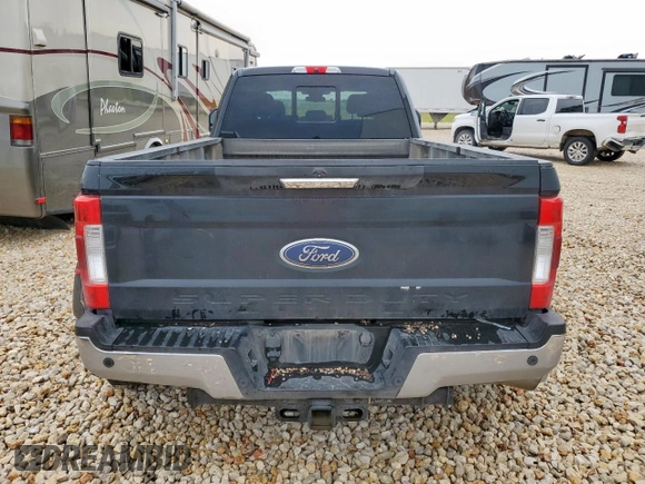 2017 Ford F-350 XL with VIN 1FT8W3CTXHEC96474, listed as a Copart auction lot 58448205 with 319,293 mi miles and Salvage title. Bid and sale history available at DreamBid. Image 6.