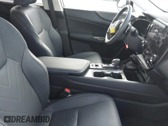 2024 Lexus NX 350 Luxury z VIN 2T2HGCEZ3RC032785, wystawiony jako IAAI lot #42230799 z przebiegiem 5 992 mil mil oraz . Historia ofert i sprzedaży dostępna na DreamBid. Obrazek 5.