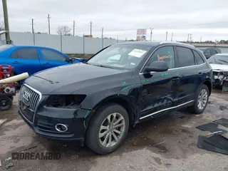 2014 Audi Q5 Premium Plus with VIN WA1LFAFP0EA041939, listed as a IAAI auction lot 41573437 with 160,307 mi miles. Bid and sale history available at carsss.com. Image 17.