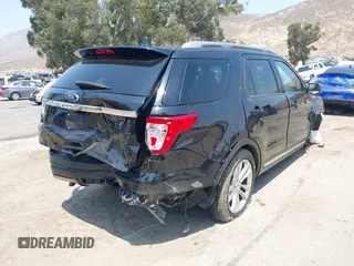 2019 Ford Explorer XLT z VIN 1FM5K7D85KGA73010, wystawiony jako IAAI lot #42397982 z przebiegiem 80 885 mil mil oraz . Historia ofert i sprzedaży dostępna na DreamBid. Obrazek 4.