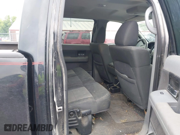 2008 Ford F-150 XLT z VIN 1FTPW14V08FB18115, wystawiony jako IAAI lot #42401528 z przebiegiem 265 185 mil mil oraz . Historia ofert i sprzedaży dostępna na DreamBid. Obrazek 8.