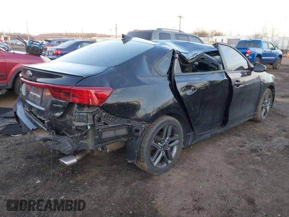 2020 Kia Forte GT-Line with VIN 3KPF34AD0LE145898, listed as a IAAI auction lot 41293548 with 48,555 mi miles. Bid and sale history available at carsss.com. Image 4.