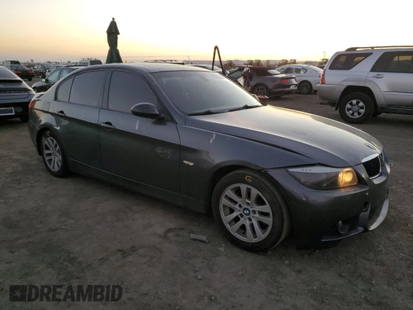 2008 BMW 3 Series 328i with VIN WBAVC57518NK77392, listed as a Copart auction lot 84467444 with 115,417 mi miles and Salvage title. Bid and sale history available at DreamBid. Image 4.