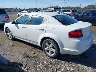 2013 Dodge Avenger SE with VIN 1C3CDZAB3DN708262, listed as a IAAI auction lot 41445183 with 189,571 mi miles and . Bid and sale history available at carsss.com. Image 3.