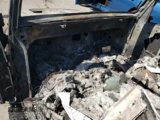 2017 Jeep Wrangler Unlimited Rubicon с VIN 1C4BJWFG6HL751417, выставлен на аукционе Copart как лот 48588335 с пробегом Не указан миль и На запчасти • Non repairable. История ставок и продаж доступна на DreamBid. Изображение 8.