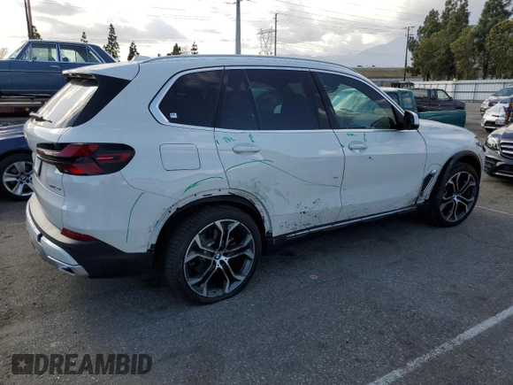 2025 BMW X5 sDrive40i with VIN 5UX13EU0XS9X91850, listed as a Copart auction lot 51511875 with 4,859 mi miles and Salvage Title. Bid and sale history available at carsss.com. Image 3.