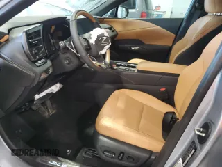 2024 Lexus RX with VIN 2T2BAMBA1RC042761, listed as a Copart auction lot 53048535 with 6,936 mi miles and Salvage Title. Bid and sale history available at carsss.com. Image 7.