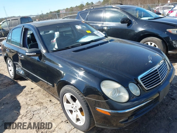 2005 Mercedes-Benz E-Class 3.2L with VIN WDBUF65J85A700806, listed as a IAAI auction lot 41585086 with 200,245 mi miles. Bid and sale history available at carsss.com. Image 13.