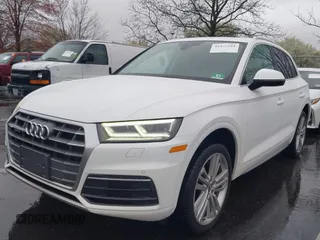 2018 Audi Q5 Premium Plus with VIN WA1BNAFY2J2111095, listed as a IAAI auction lot 41977544 with 107,852 mi miles. Bid and sale history available at carsss.com. Image 2.