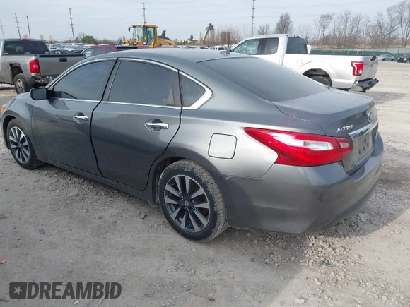2020 Nissan Altima SV z VIN 1N4BL4DV6LC210396, wystawiony jako IAAI lot #41829883 z przebiegiem 63 274 mil mil oraz . Historia ofert i sprzedaży dostępna na DreamBid. Obrazek 3.