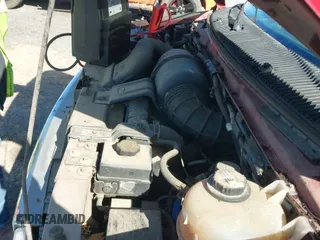 2000 Ford Econoline Cargo Recreational with VIN 1FDRE14L8YHA89232, listed as a IAAI auction lot 41850760 with 105,001 mi miles and . Bid and sale history available at DreamBid. Image 20.