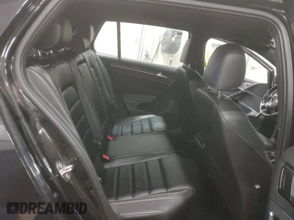 2017 Volkswagen Golf с VIN WVWWF7AU8HW072124, выставлен на аукционе Copart как лот 46450095 с пробегом 86 037 миль миль и Списание • Salvage title. История ставок и продаж доступна на DreamBid. Изображение 10.